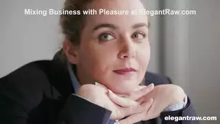 مشهد إباحي عنيف: مص بزبرين مع تخنيق
