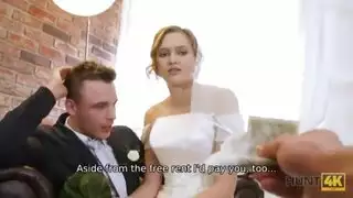 سكس هضبه حيحانه فى الحمام نيك امامى