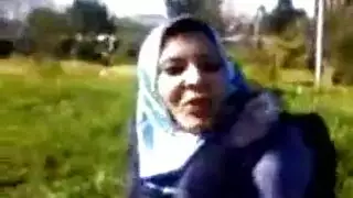 ثعالب محجبات يفصحن عن أسرارهن القذرة ومواقفهن الجنسية