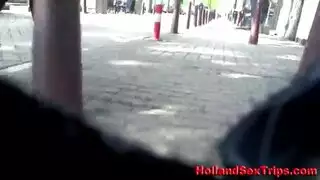 مشهد إباحي: دمية شابة تحصل على قذف شرجي