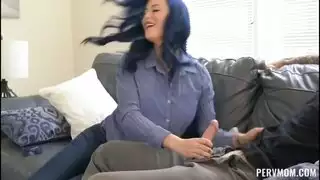 أمهات مثيرة وأب مزدوج: أوجي منزلي صريح ترجمة الجزء الثاني