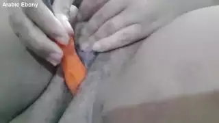 فرج عربي ساخن يحصل على جماع ميكانيكي لنشوة تصاحبها صراخ