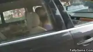 جنس فموي مثير مع قذف كبير